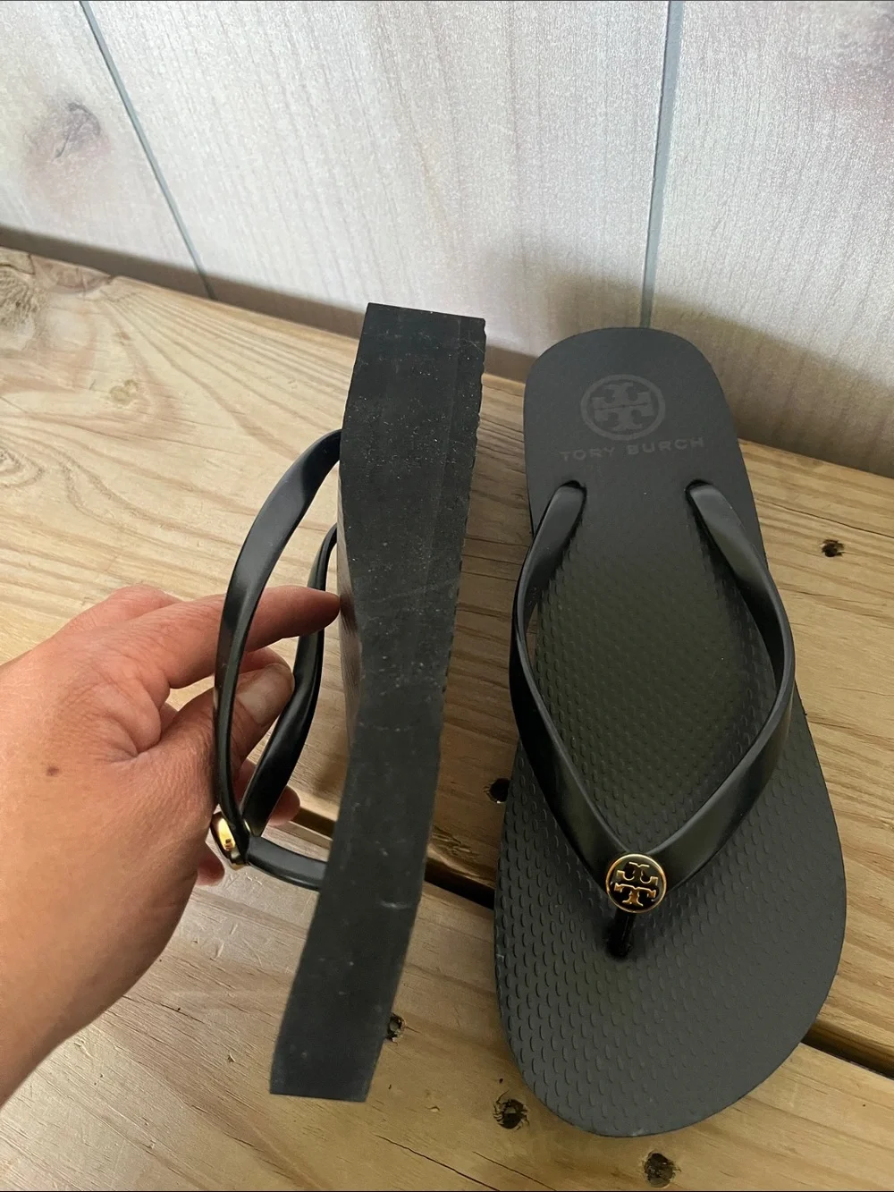 Tory Burch Black Flip Flop Sandals with Gold Logo - Picture 11 of 14